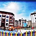 Predela 1 - 10 Near Lift Aparthotel 4*