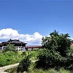 Predela 1 - 10 Near Lift Aparthotel 4*