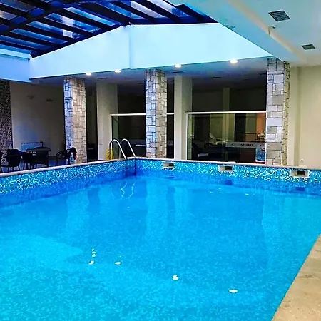 Predela 1 - 10 Near Lift Lejlighedshotel 4*