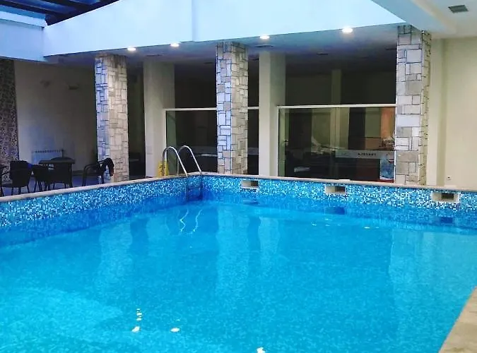 Predela 1 - 10 Near Lift Апарт-отель