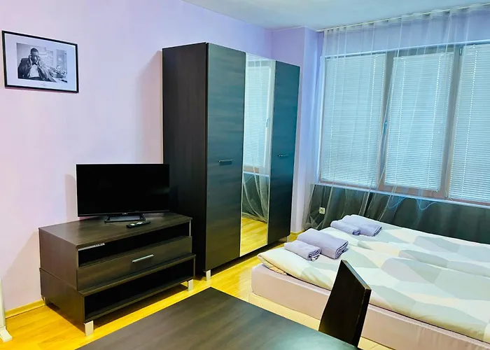 Predela 1 - 10 Near Lift Aparthotel