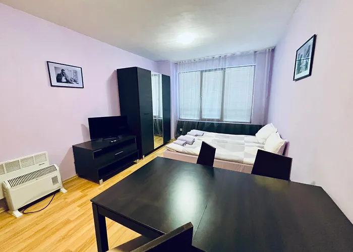 Predela 1 - 10 Near Lift Апарт-отель 4*